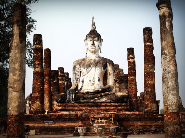 La mindfulness, une pratique laïque issue du Bouddha.